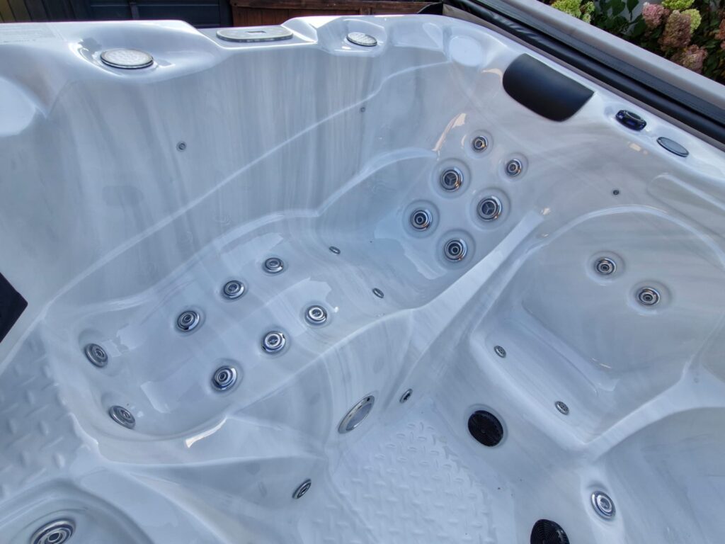 Jacuzzi ogrodowe, led, podgrzewane. Oława, Wrocław, Warszawa, Kraków, Gdańsk, Szczecin, Poznań, Lublin, Rzeszów, Katowice, Częstochowa, Zielona Góra, Kołobrzeg, Łódź, Radom, Białystok, Olsztyn, Koszalin, Przemyśl
